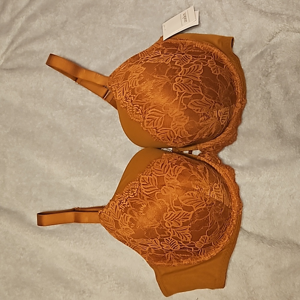 NWT auden Bra